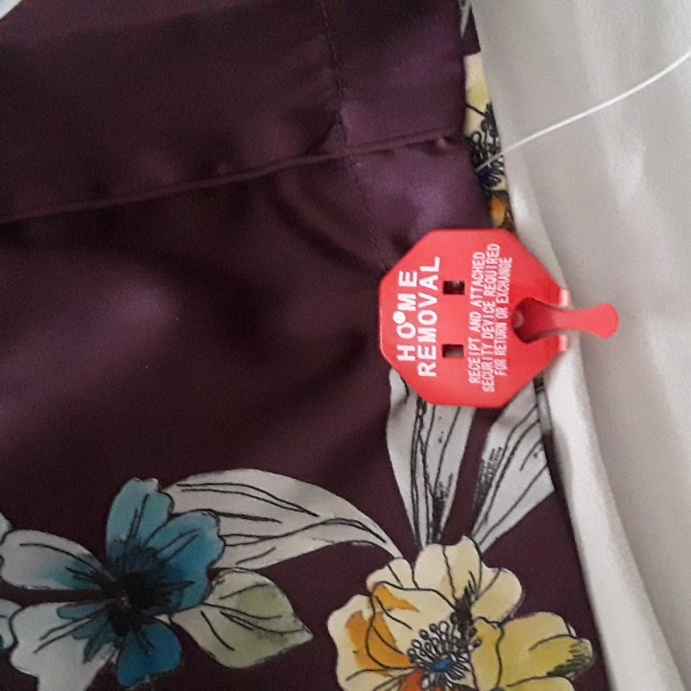 SOLD! Johnny Was silk pants - Picture 6 of 10